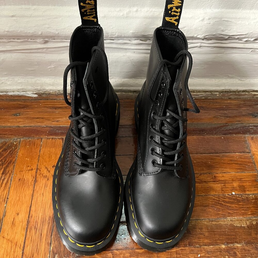Dr. Martens 1460 Women's Lace-Up Boots NWOT